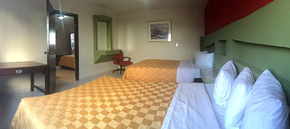Hotel Los Altos ティファナ エクステリア 写真