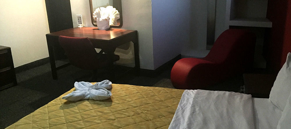 Hotel Los Altos ティファナ エクステリア 写真