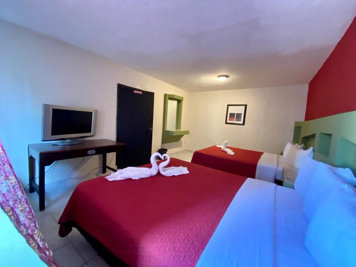Hotel Los Altos ティファナ エクステリア 写真