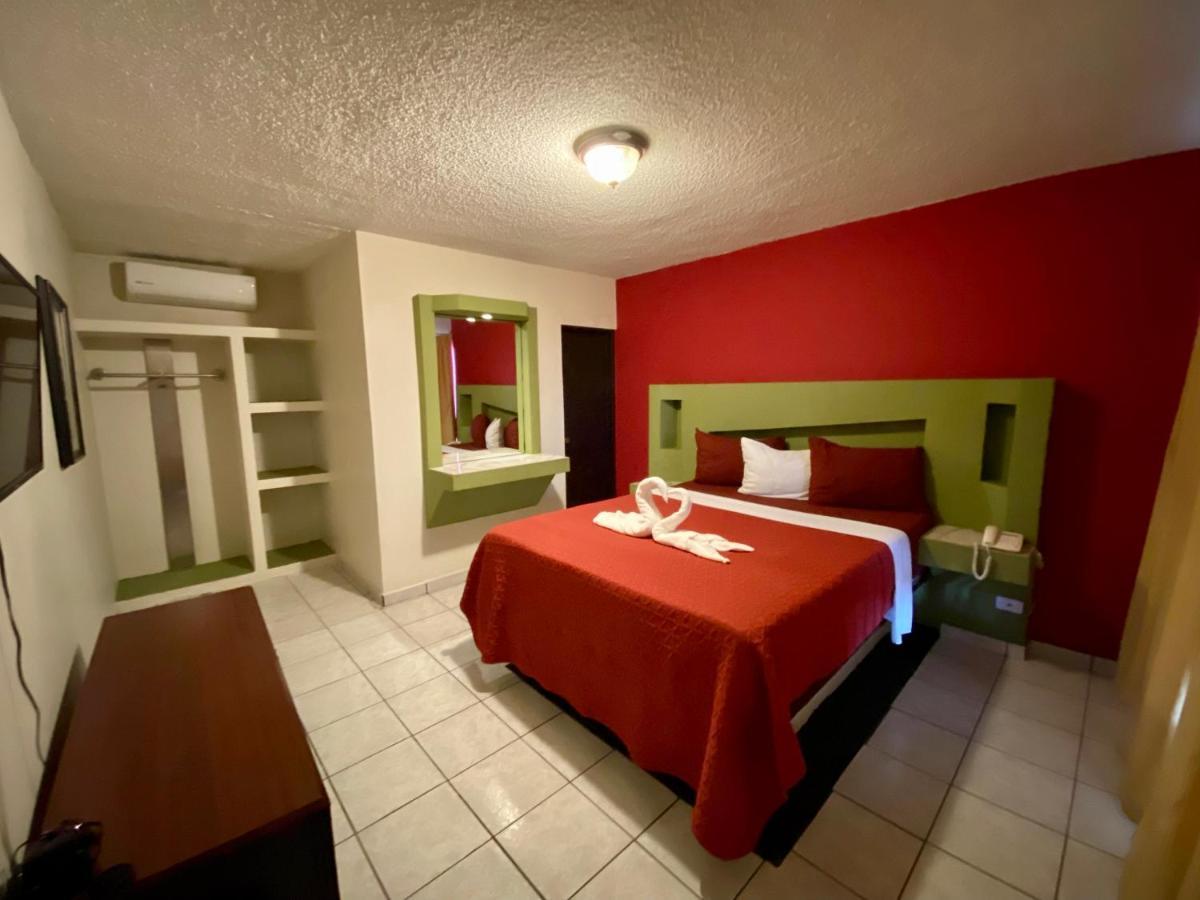 Hotel Los Altos ティファナ エクステリア 写真
