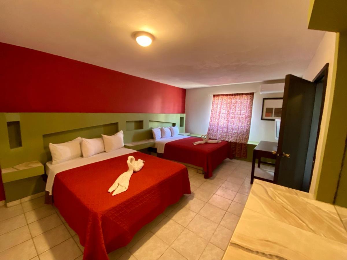 Hotel Los Altos ティファナ エクステリア 写真